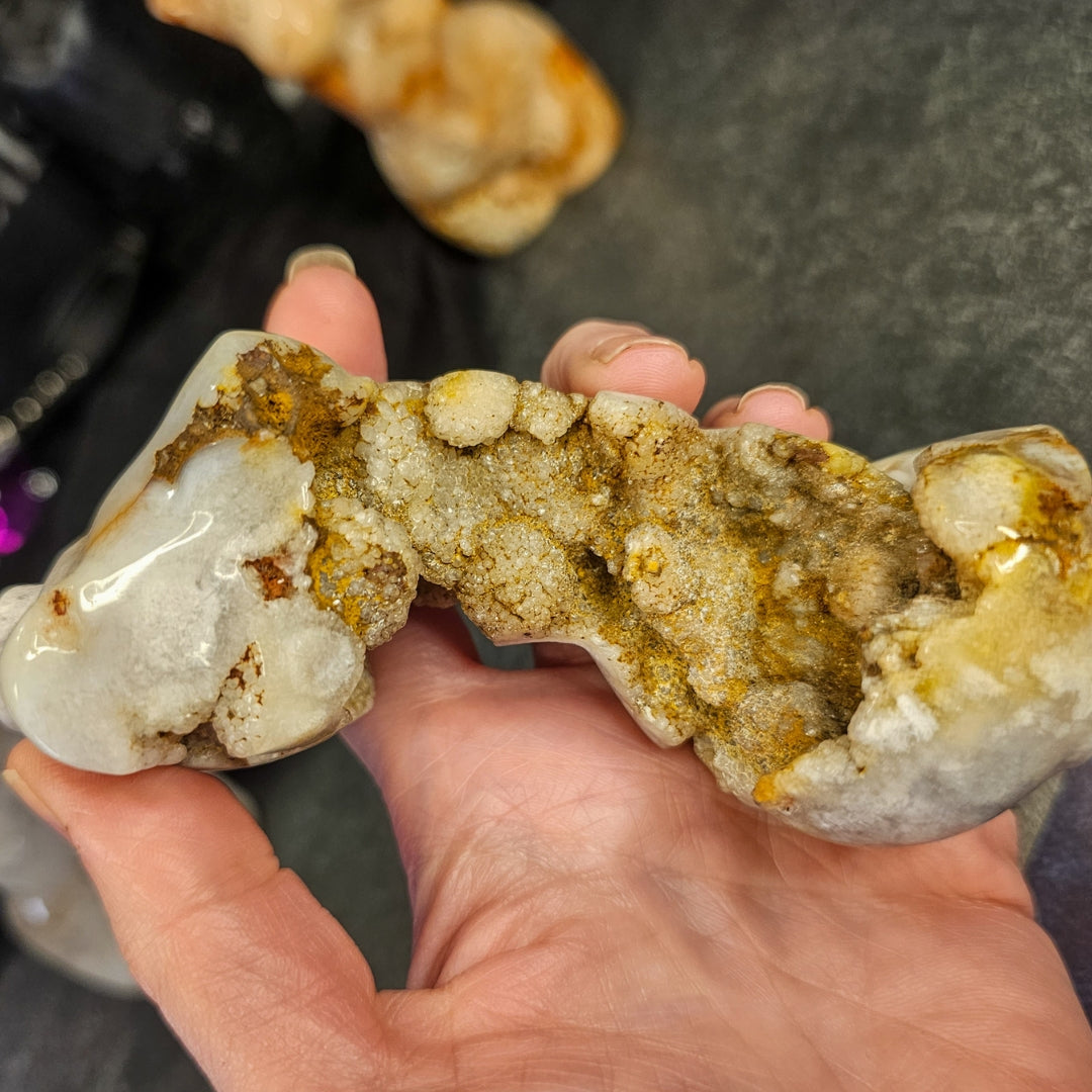 Flower Agate Goddess