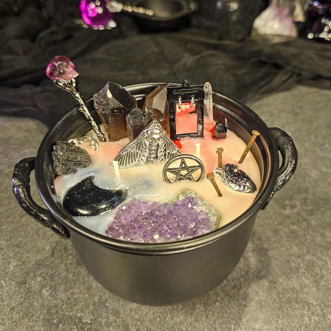 Hex the Rich Cauldron Candle