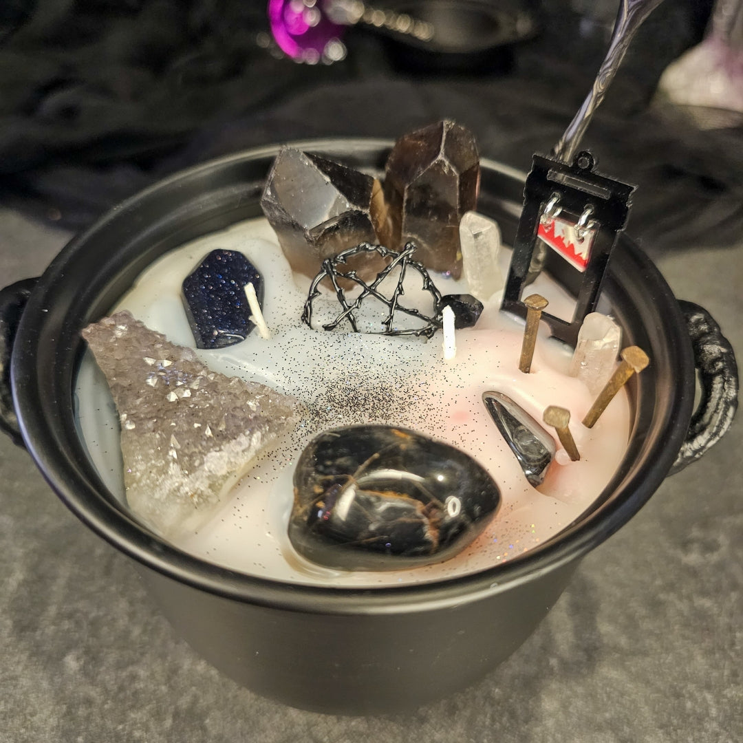 Hex the Rich Cauldron Candle