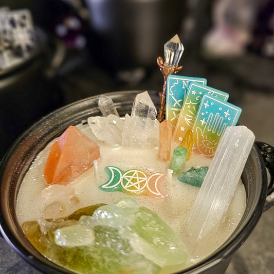 Pastel Tarot - Deluxe Cauldron Candle